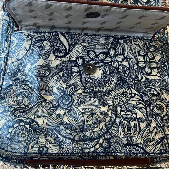 Sakroots Blue Floral Crossbody Bag - Picture 6 of 13